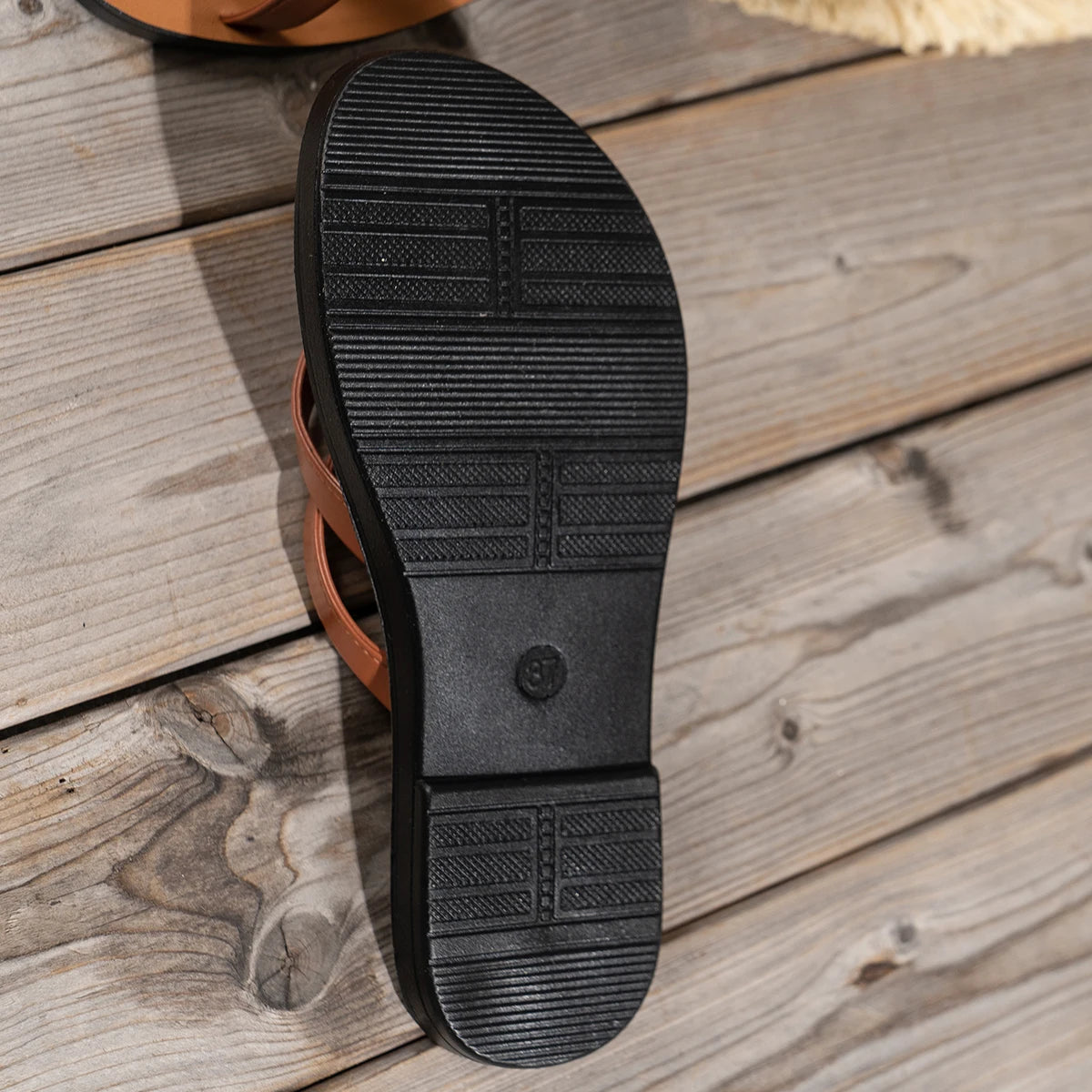 Crisscross Strap Flip-Flops Flats Sandals