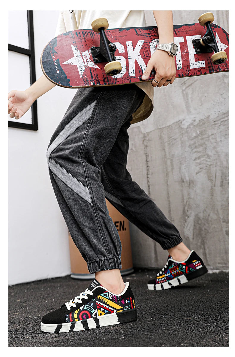 Geometric Canvas Sneakers Graffiti Print Skate Street Shoes