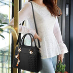 Luxury Handbag Women's Crossbody Bag With Tassels Large-Capacity Shoulder Bag