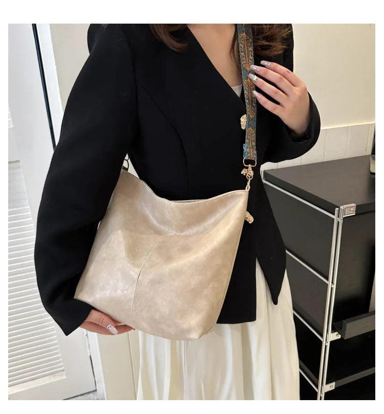 Shoulder Bag Large Capacity Crossbody Women's Handbag With Geometric Strap