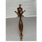 Man Lifting Woman Figurine Bookcase Art Home Gifts Couple Lovers Wedding Gift