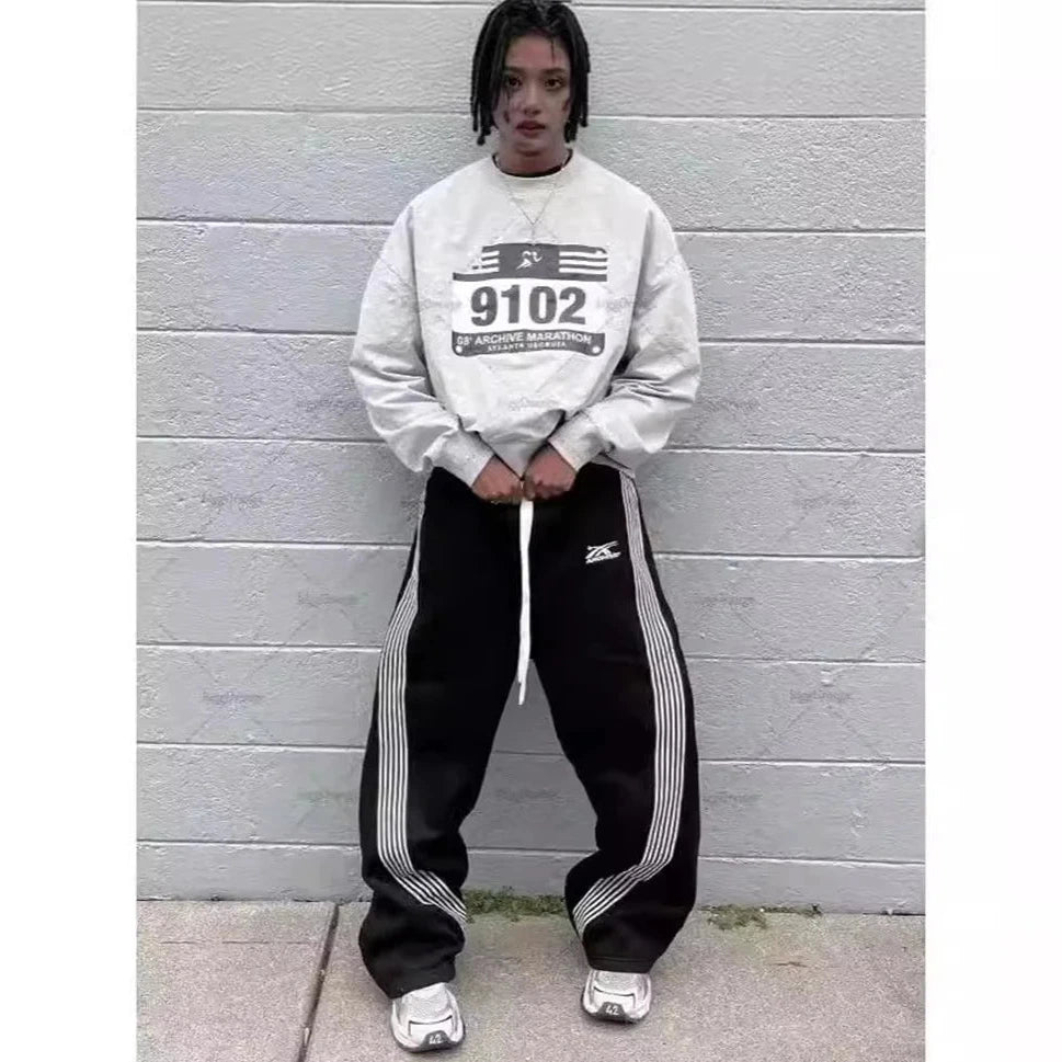 Streetwear Sweatpants Baggy With Curved Stripes Relaxed Fit