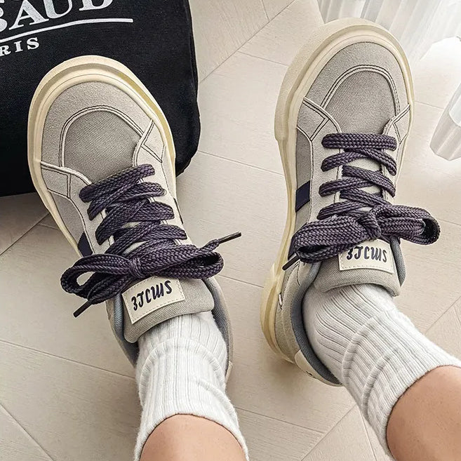 Sneakers With Stripes Flat Breathable Canvas Casual Lace-up Runners