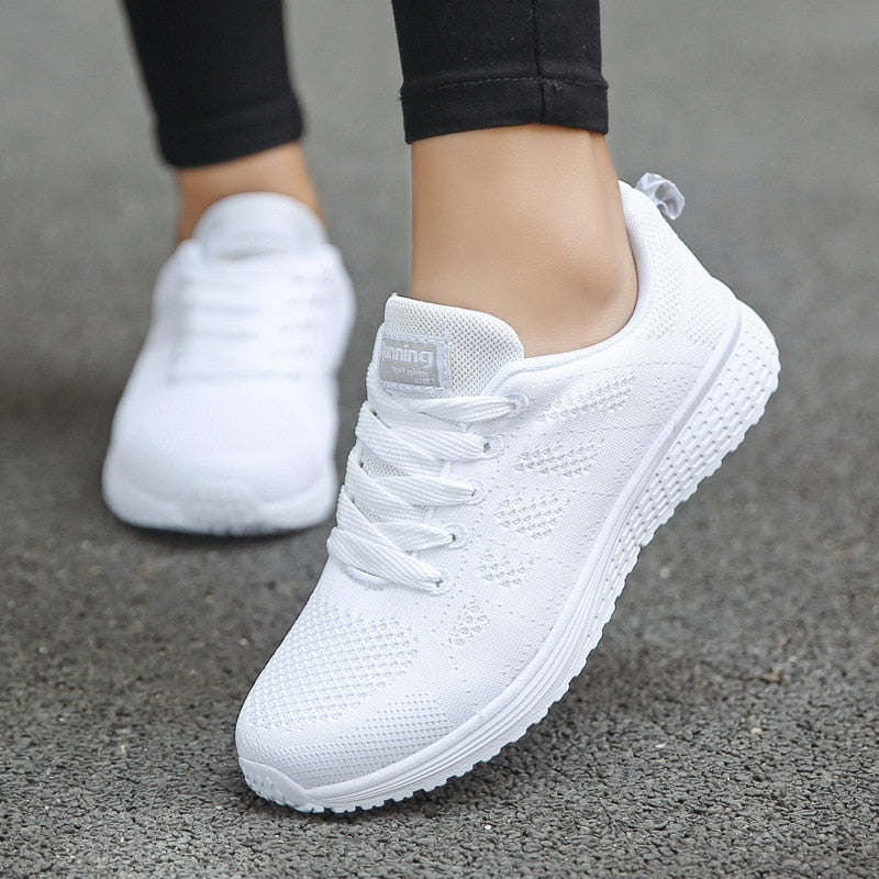 Breathable-Mesh Sneakers Lightweight Runners Casual Trainers Tennis Shoes