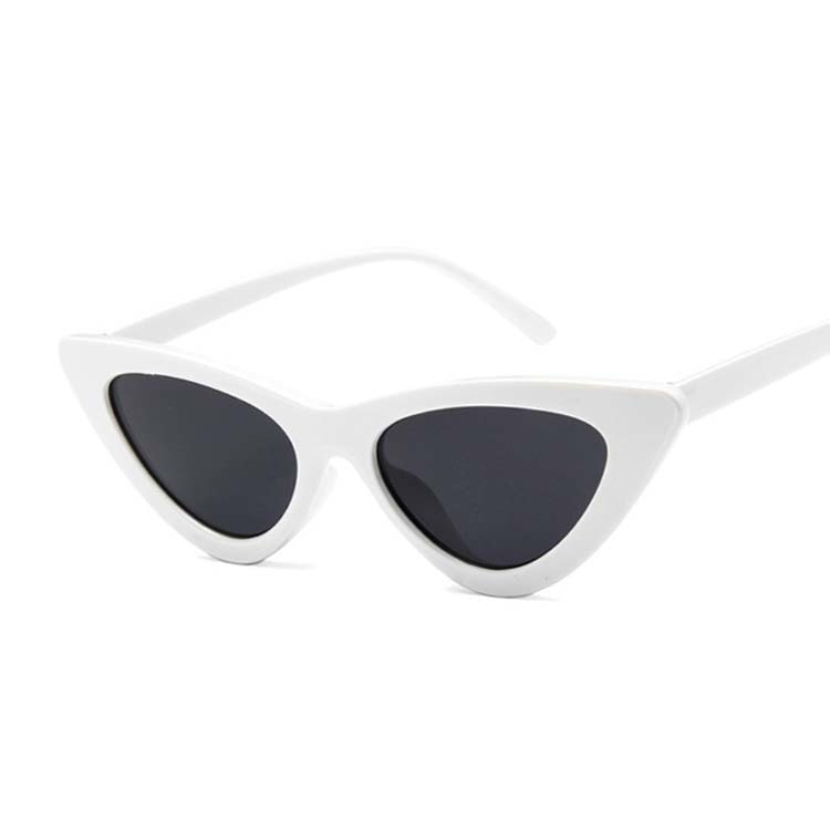 Vintage Cat Eye Sunglasses Classic Movie Star Design